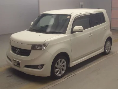 TOYOTA BB