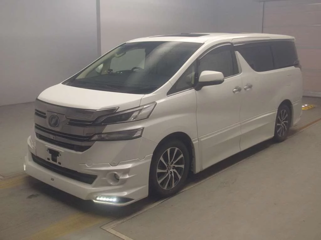 Toyota Vellfire  с аукциона в Японии