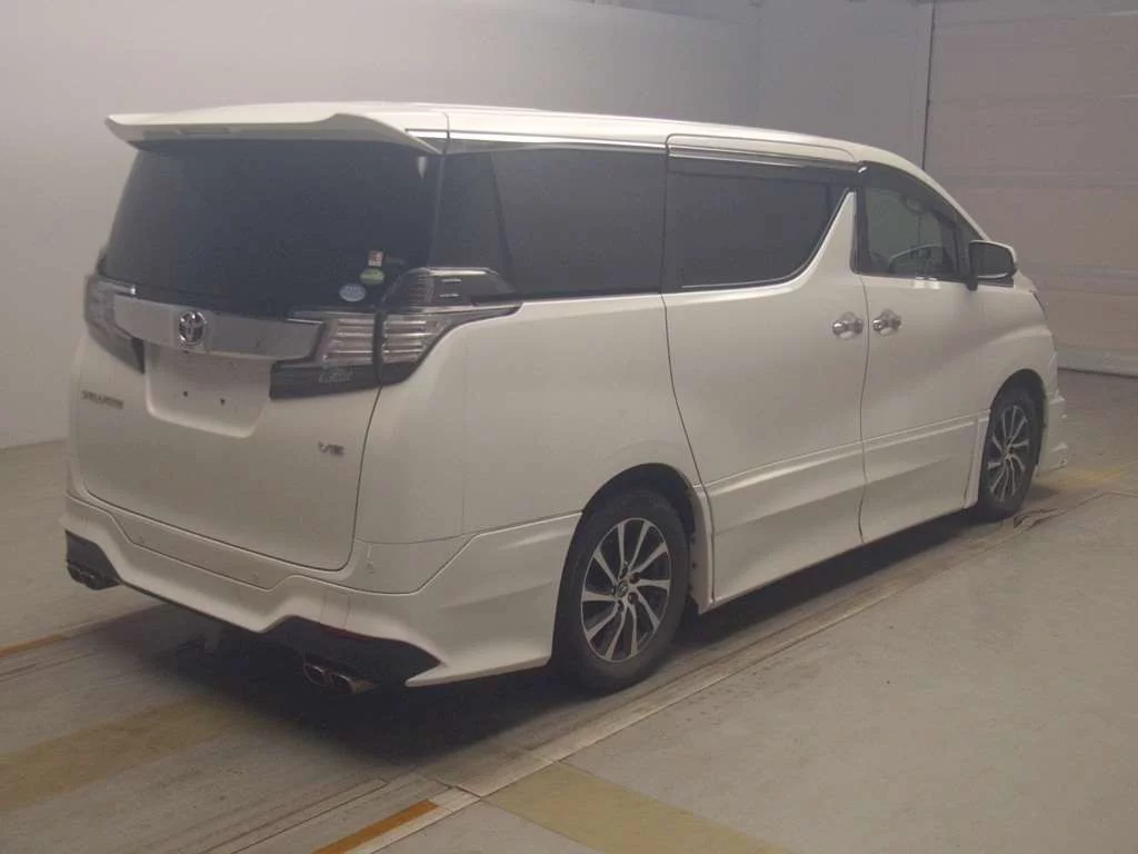 Toyota Vellfire  с аукциона в Японии