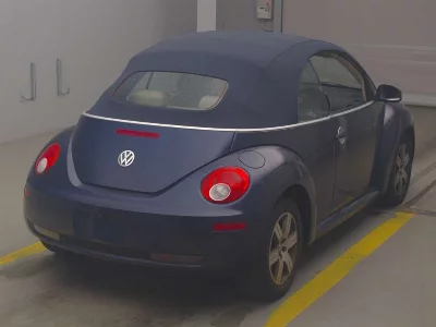 Volkswagen New Beetle