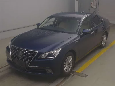 TOYOTA CROWN HYBRID