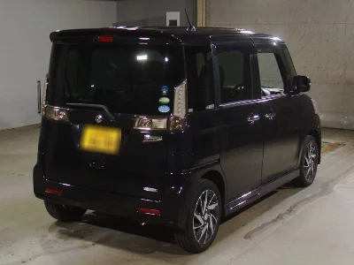 Suzuki Spacia Custom