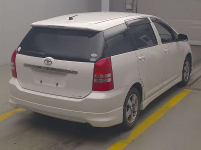 TOYOTA WISH