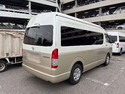 Toyota HIACE WAGON