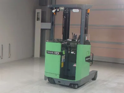 TOYOTA  FORKLIFT 