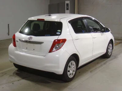 TOYOTA VITZ