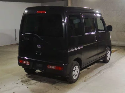 TOYOTA PIXIS VAN