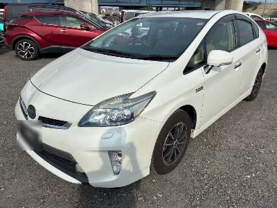 TOYOTA PRIUS PHV