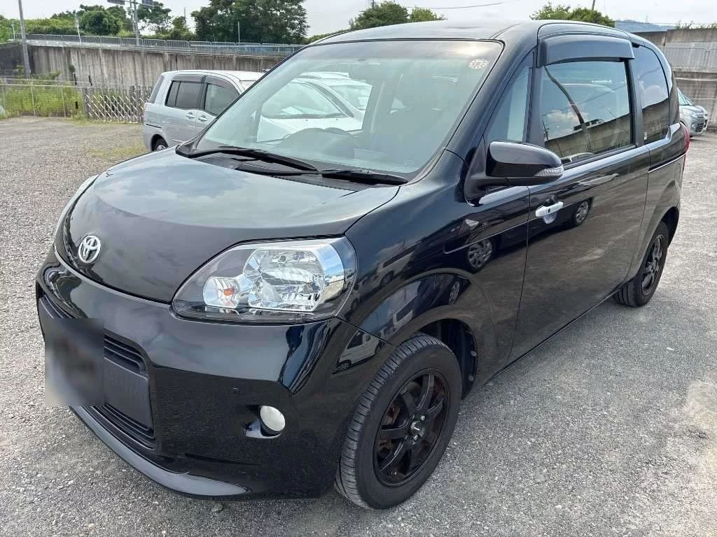 Toyota Porte  с аукциона в Японии
