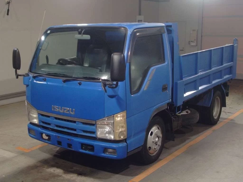 Isuzu Elf  с аукциона в Японии