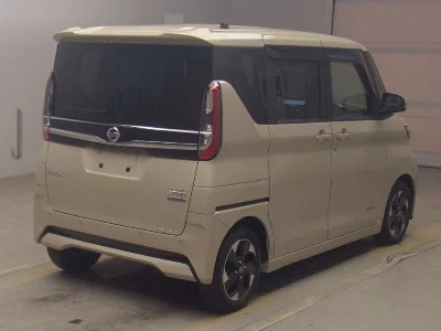 NISSAN ROOX
