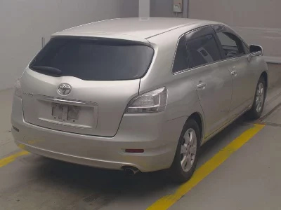 TOYOTA MARK X ZIO