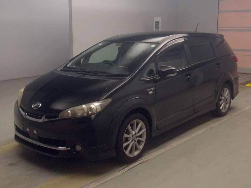 Toyota Wish  с аукциона в Японии