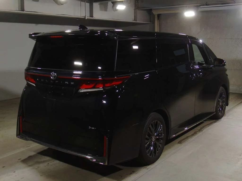 Toyota Vellfire  с аукциона в Японии