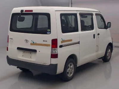 TOYOTA LITE ACE VAN