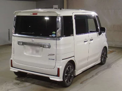 Suzuki Spacia Custom