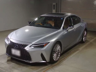 Lexus IS300h