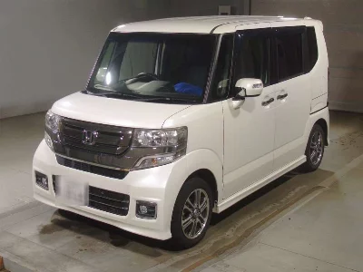 HONDA N BOX CUSTOM