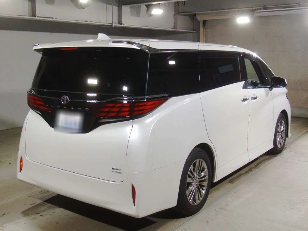 Toyota Alphard  с аукциона в Японии
