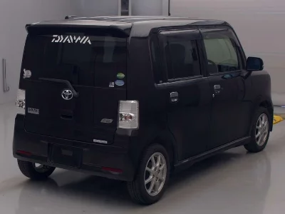 Toyota Pixis Space