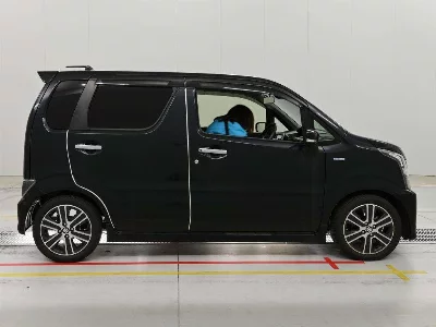Suzuki WAGON R STINGRAY