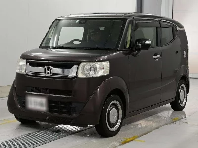 HONDA N-BOX SLASH