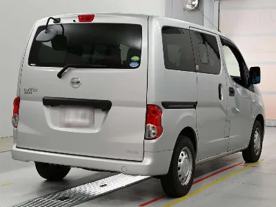 Nissan NV200 VANETTE VAN
