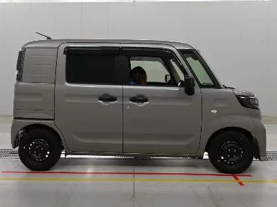 Suzuki Spacia Base