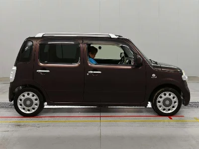 DAIHATSU MIRA COCOA