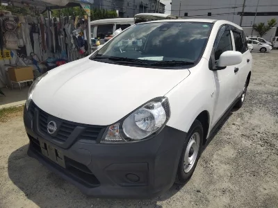 Nissan AD