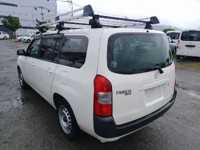 MAZDA FAMILIA