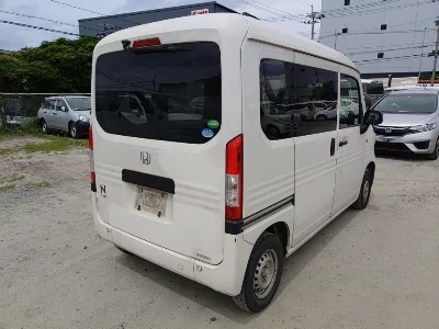 HONDA N-VAN