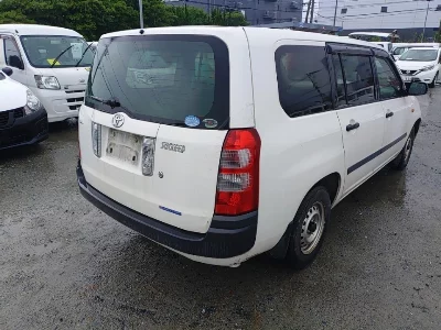TOYOTA SUCCEED WAGON