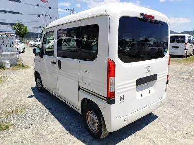 HONDA N-VAN