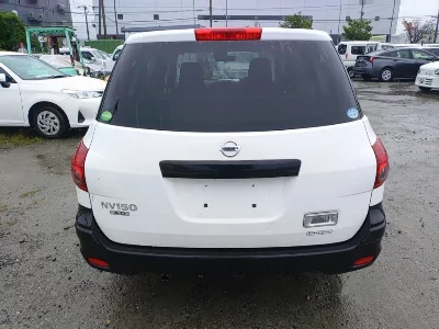 Nissan AD