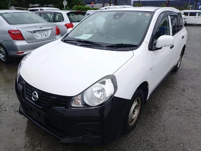 Nissan AD