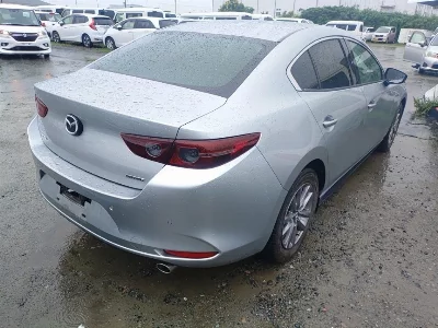 MAZDA MAZDA3