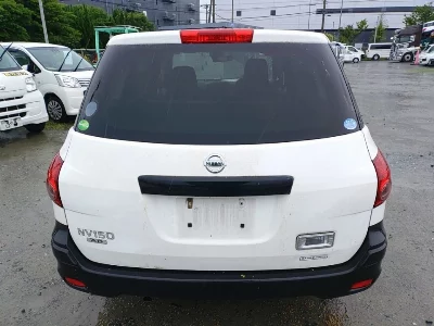 Nissan AD
