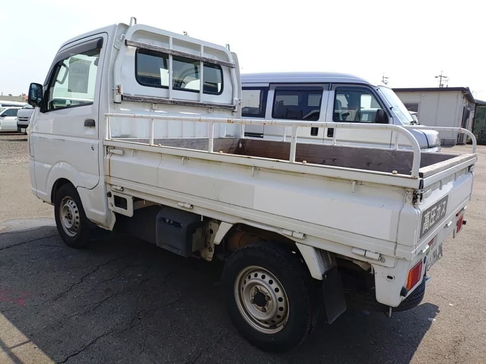 Suzuki CARRY  с аукциона в Японии