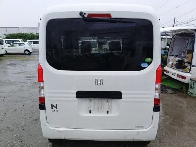 HONDA N-VAN