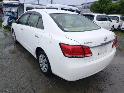 TOYOTA PREMIO