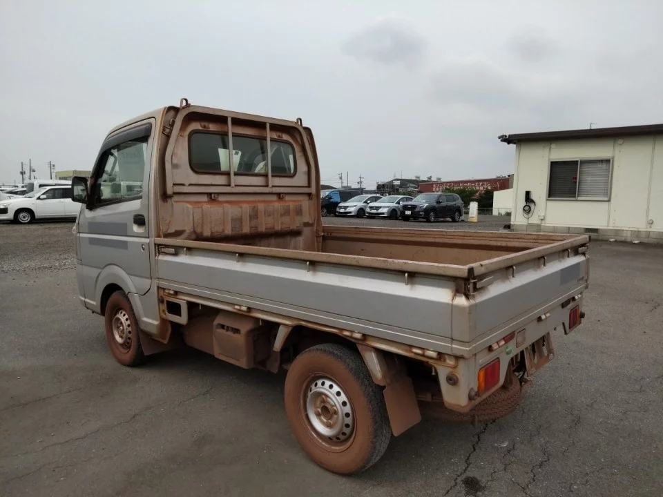 Suzuki CARRY  с аукциона в Японии