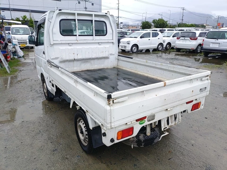 Suzuki CARRY  с аукциона в Японии