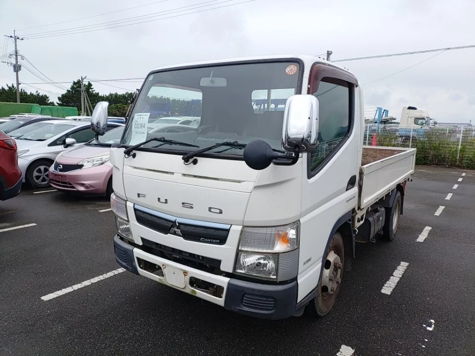Mitsubishi Fuso Canter  с аукциона в Японии