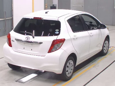 TOYOTA VITZ