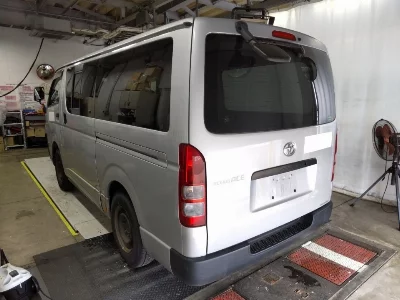TOYOTA REGIUS ACE