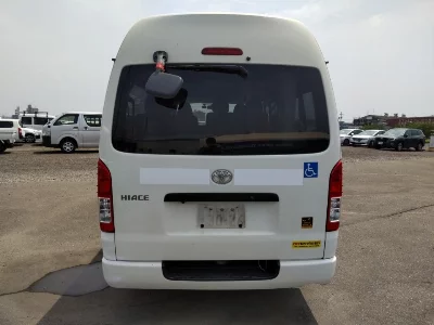 TOYOTA HIACE