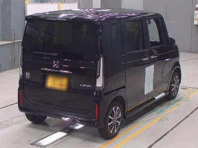 HONDA N BOX CUSTOM