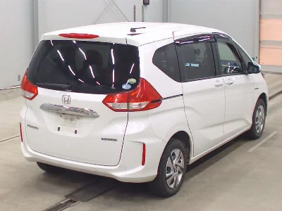 HONDA FREED HYBRID