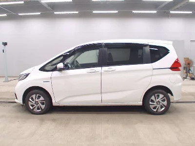HONDA FREED HYBRID